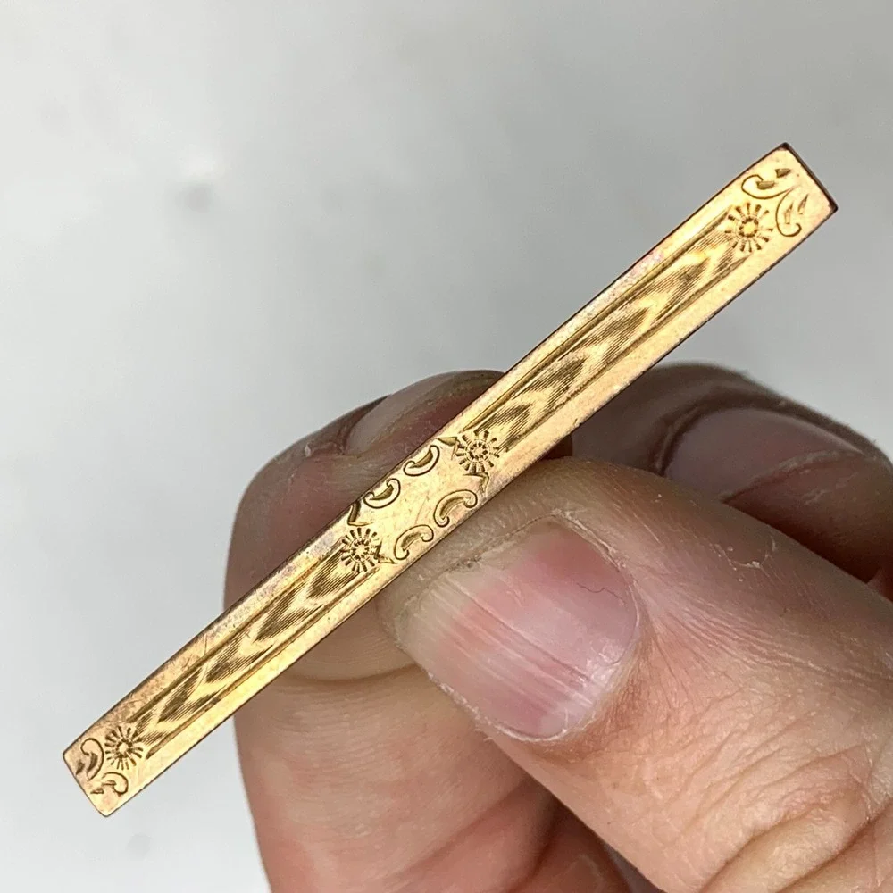 Vintage Hayward Etched Gold Tone Pin‎ Bar